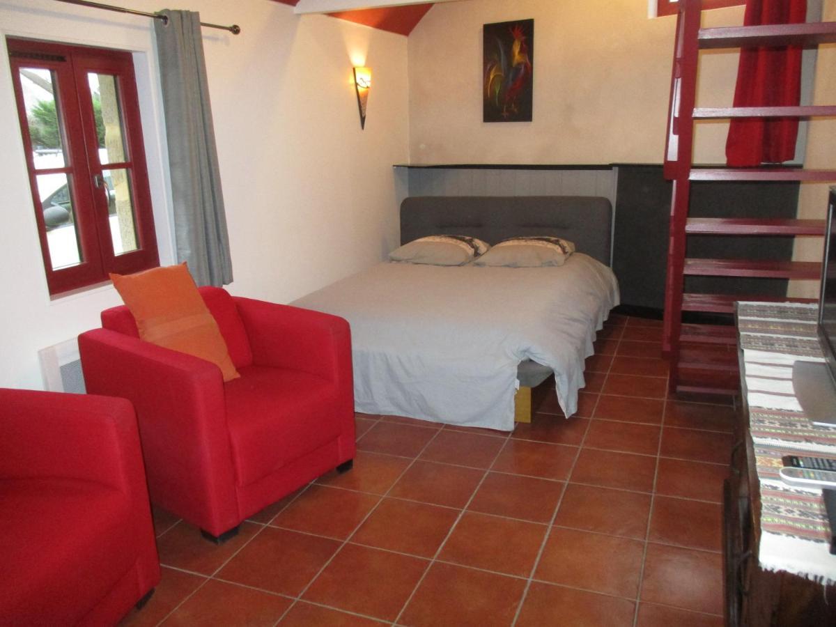 Chez Bari Villa Bourbon-lʼArchambault Eksteriør bilde