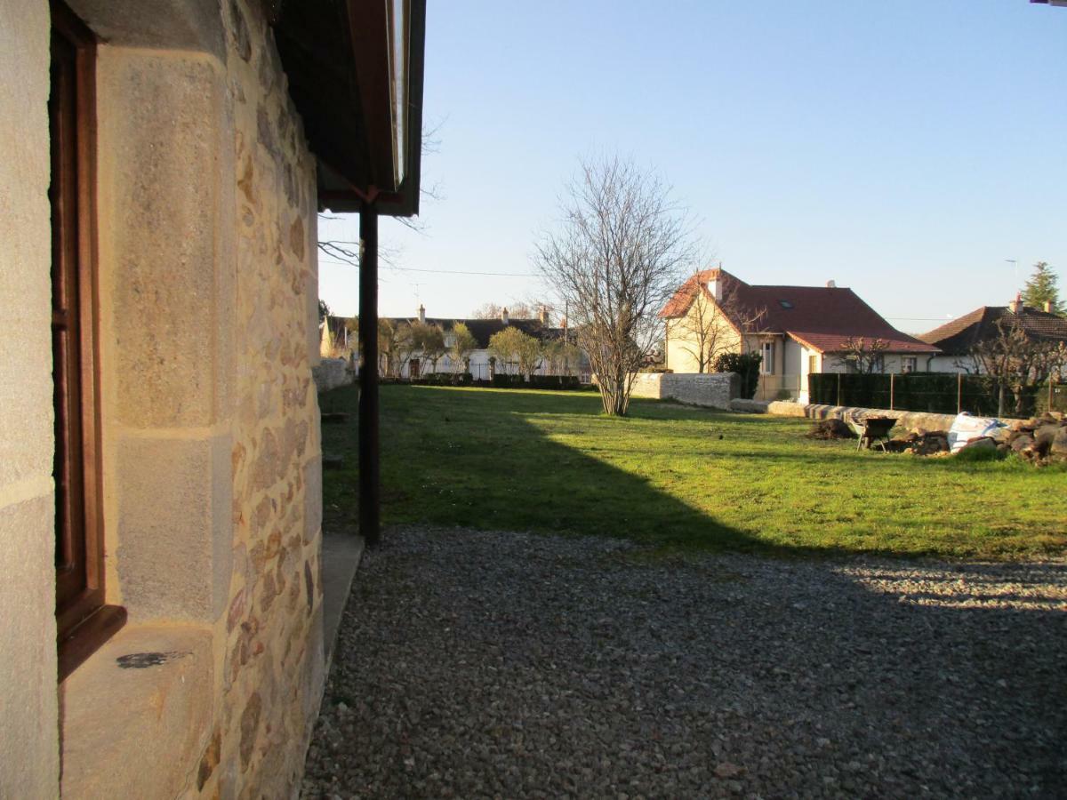 Chez Bari Villa Bourbon-lʼArchambault Eksteriør bilde